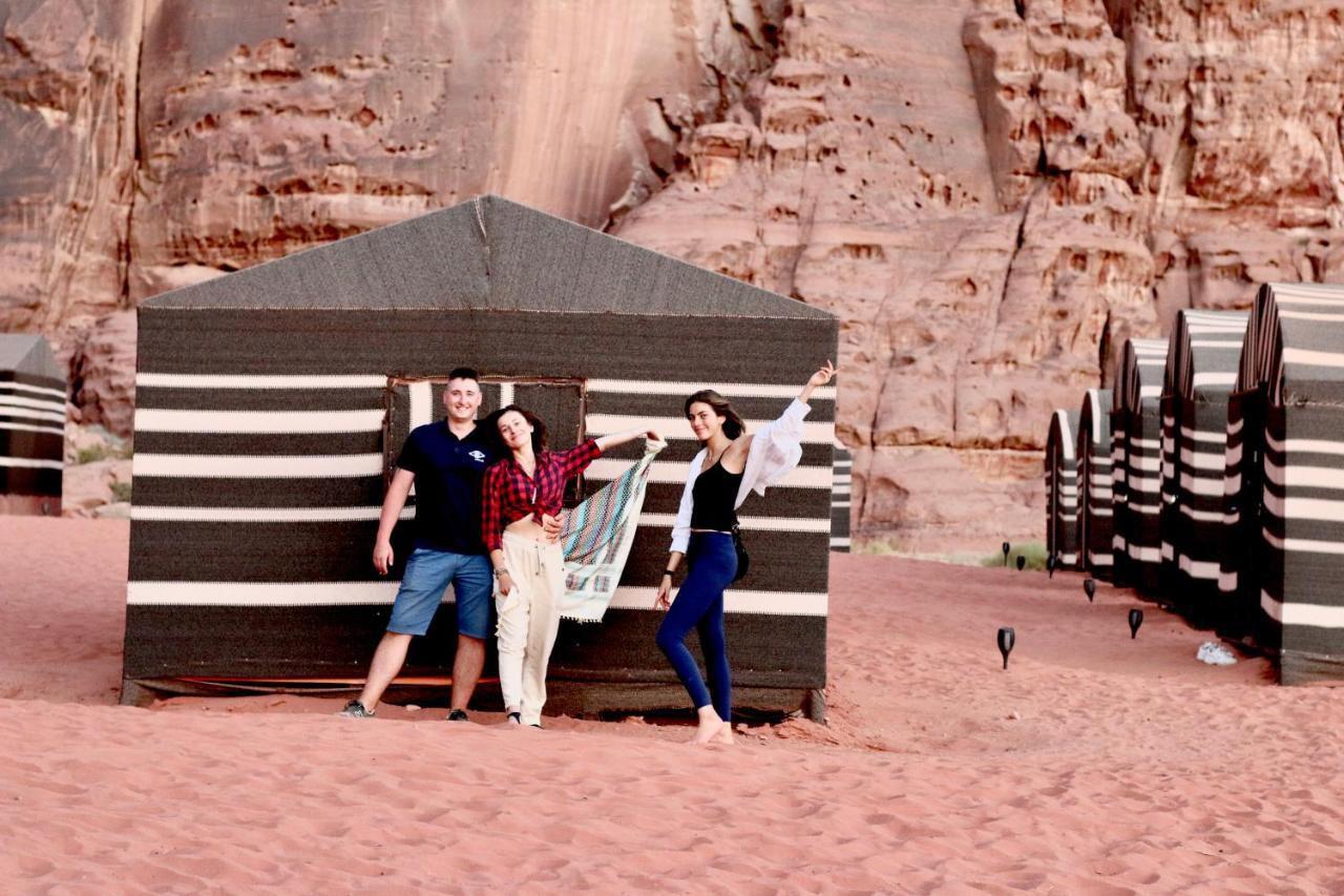 Bedouin Nights Camp Hotel Wadi Rum Ngoại thất bức ảnh