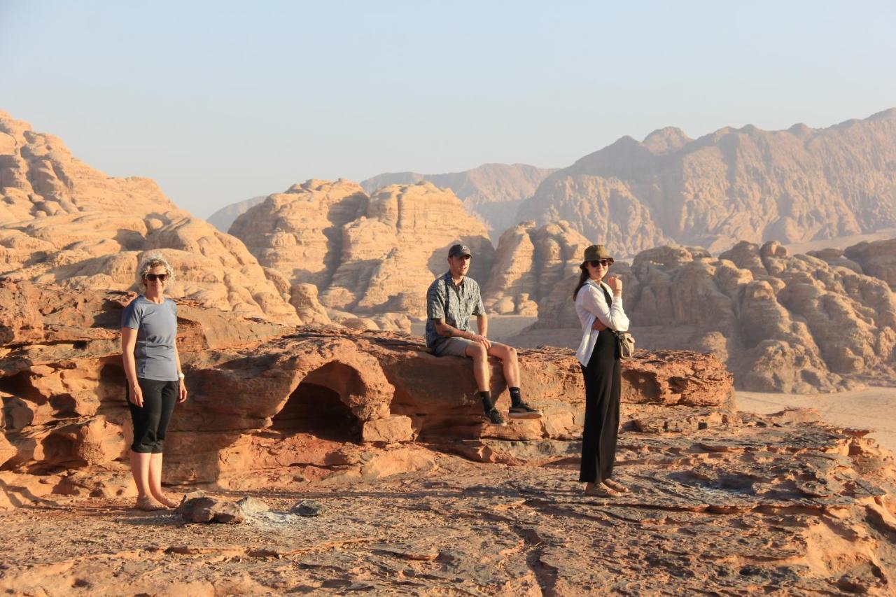 Bedouin Nights Camp Hotel Wadi Rum Ngoại thất bức ảnh