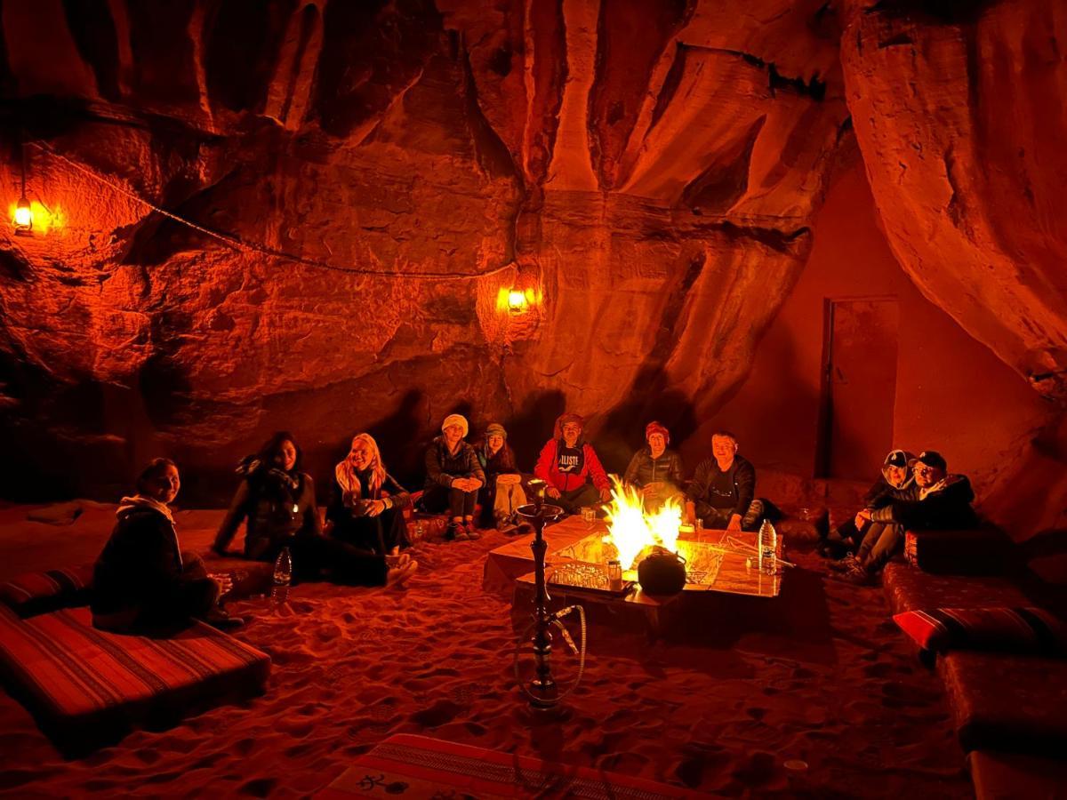 Bedouin Nights Camp Hotel Wadi Rum Ngoại thất bức ảnh