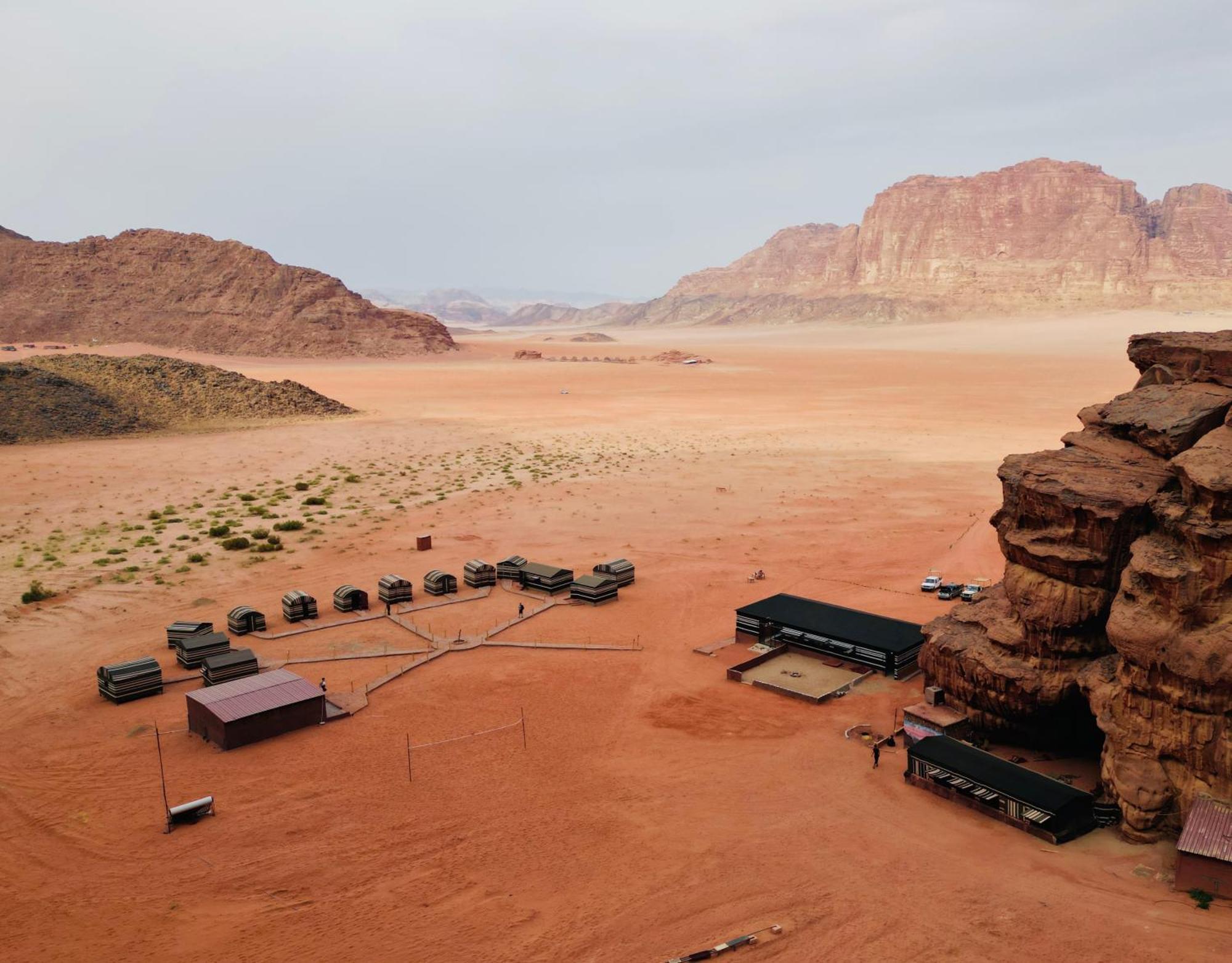 Bedouin Nights Camp Hotel Wadi Rum Ngoại thất bức ảnh