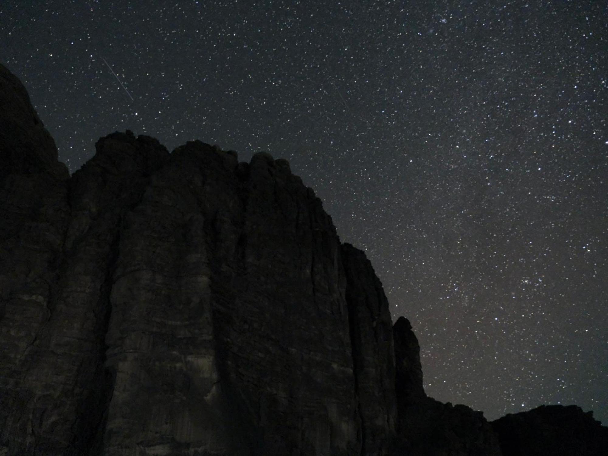 Bedouin Nights Camp Hotel Wadi Rum Ngoại thất bức ảnh
